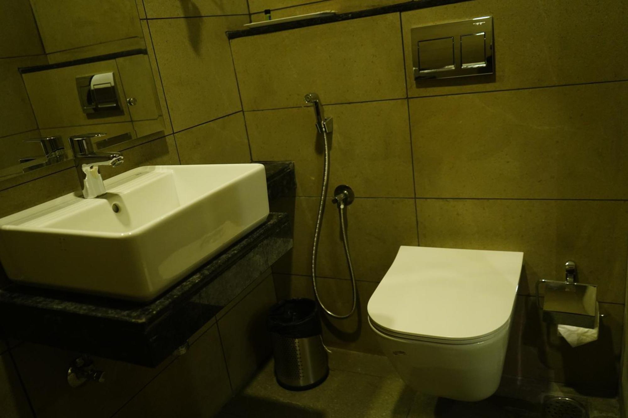 Jaag Hotel Chennai Eksteriør bilde